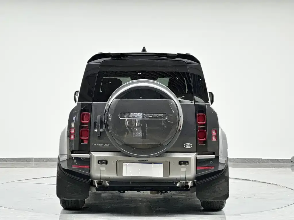 Land Rover Defender — фото 2