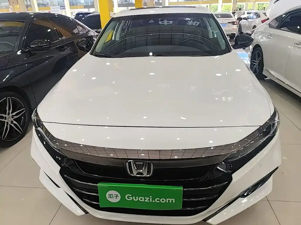 Honda Accord — фото 6