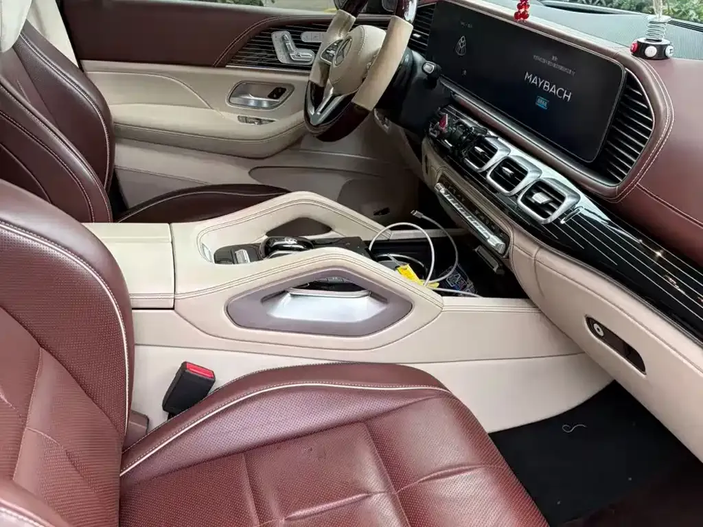 Mercedes-Benz GLS — фото 9