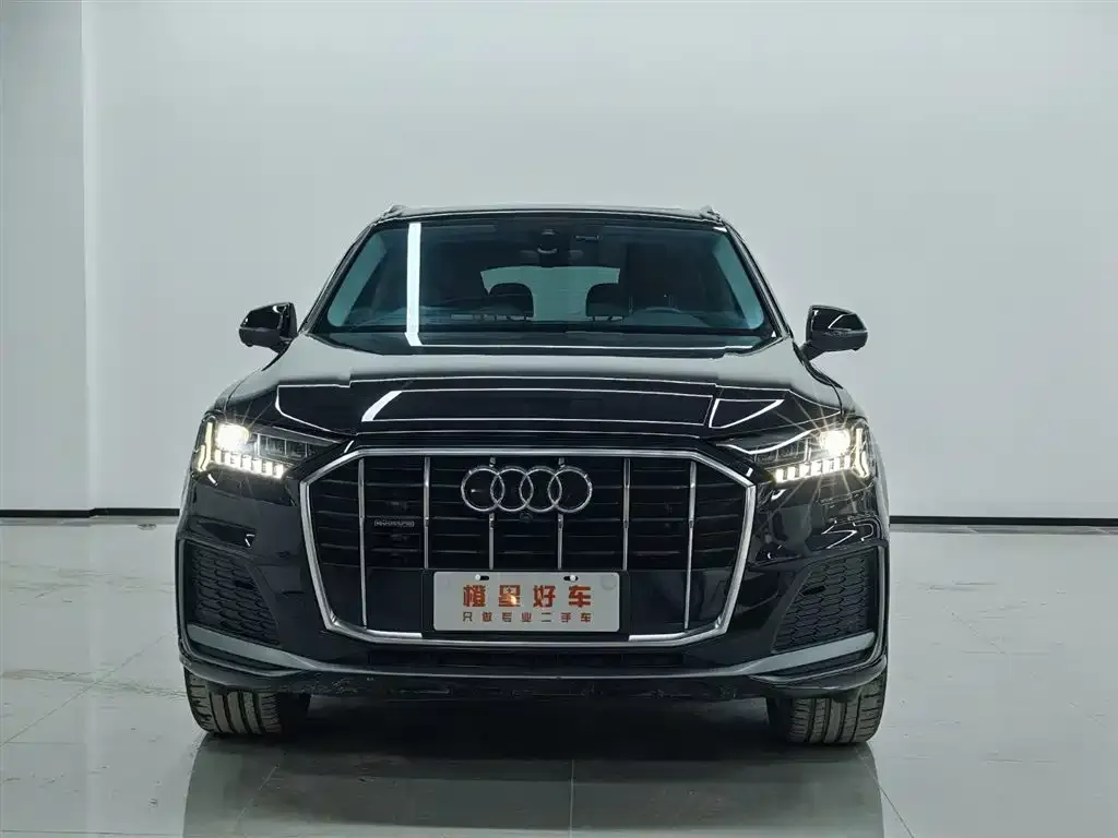 Audi Q7 — фото 2