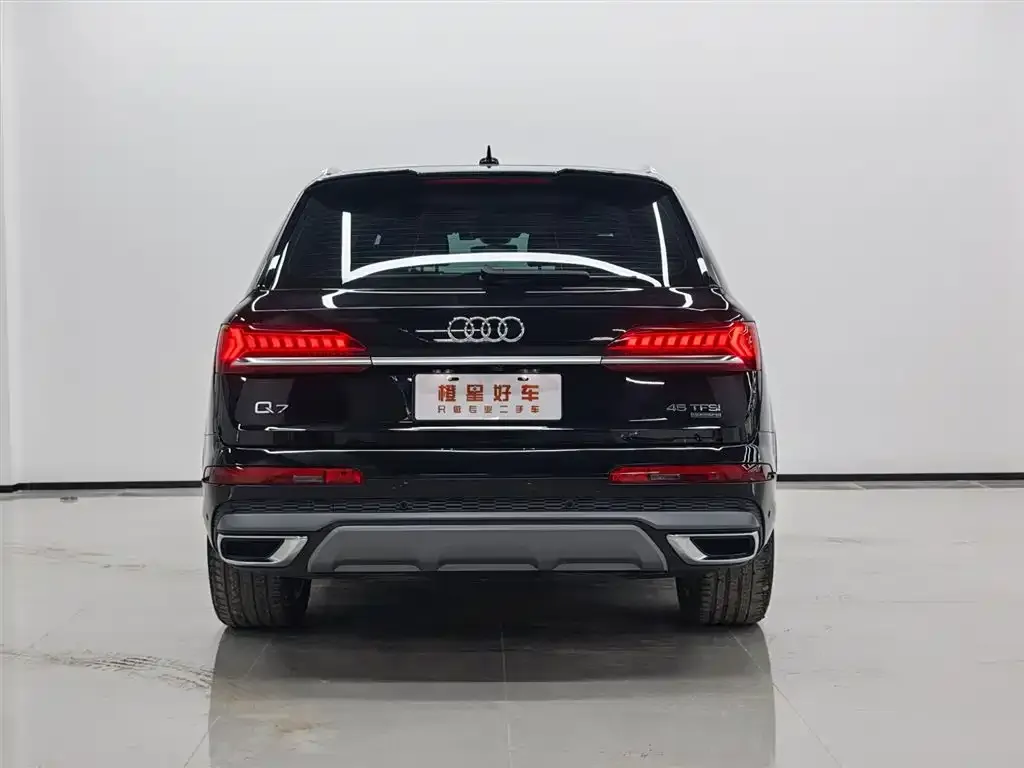 Audi Q7 — фото 4