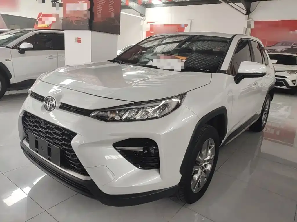 Toyota Wildlander — фото 1