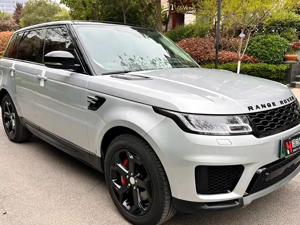 Land Rover Sport PHEV — фото 9