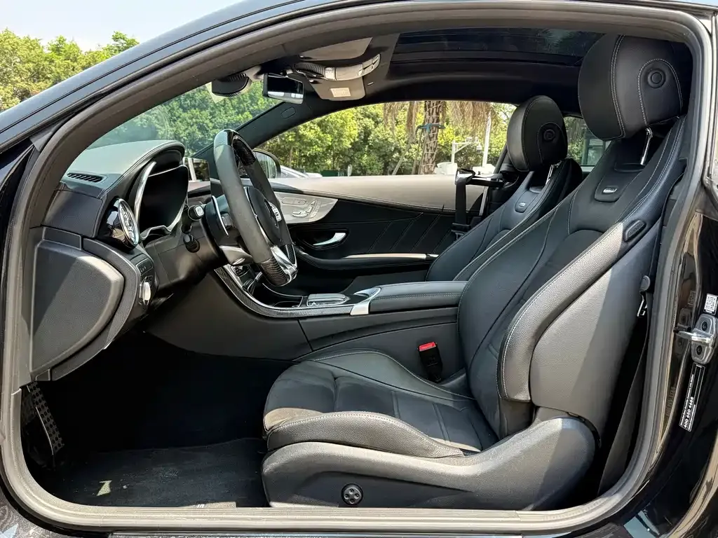 Mercedes-Benz C-Class AMG — фото 10