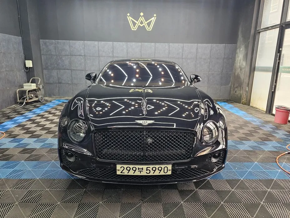 Bentley Continental — фото 1