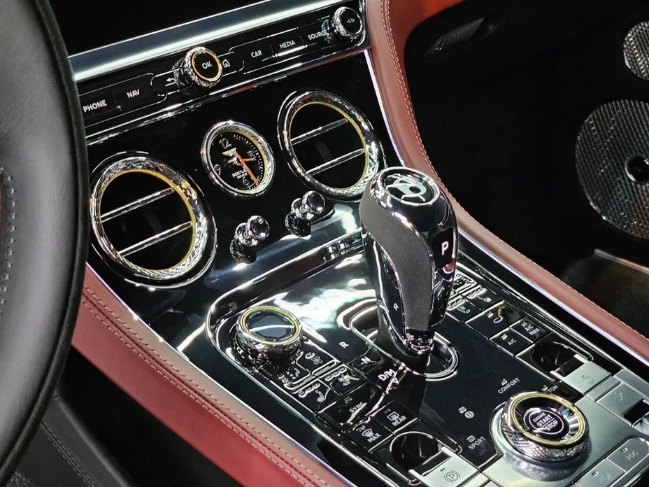 Bentley Continental — фото 6