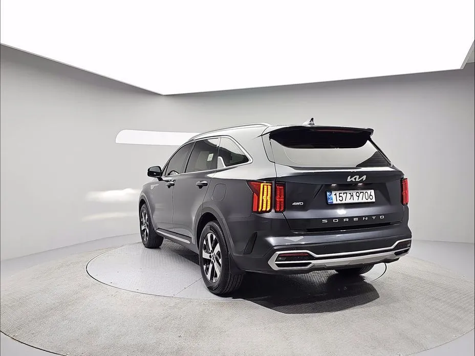 Kia Sorento — фото 4