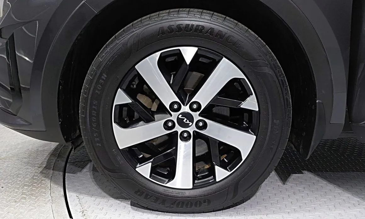 Kia Sorento — фото 6