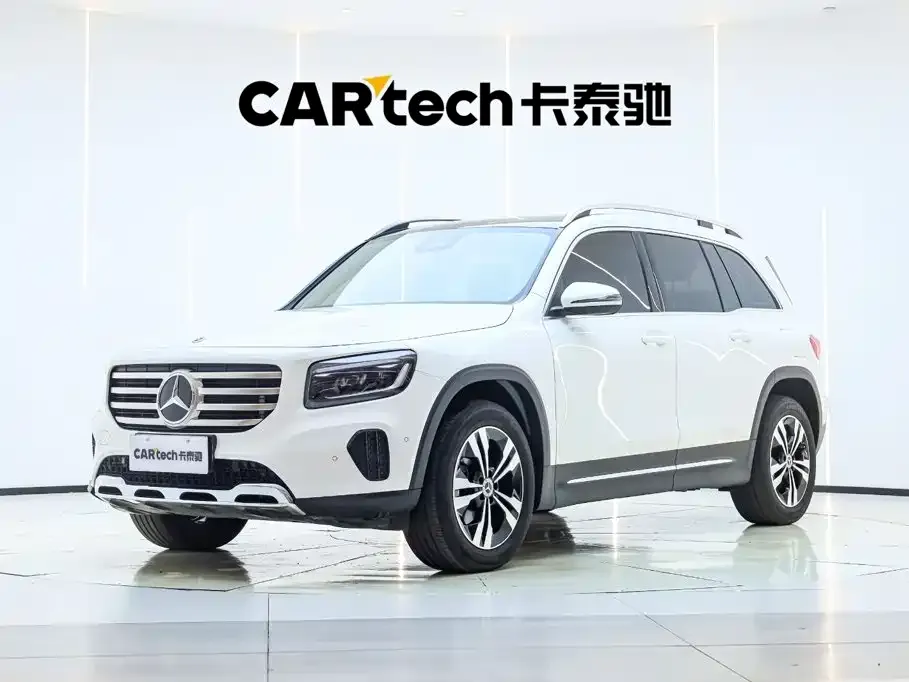 Mercedes-Benz GLB — фото 1