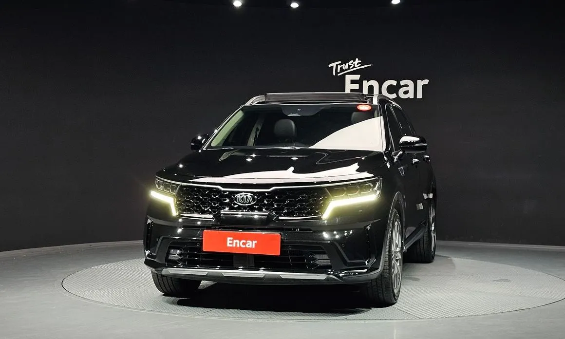 Kia Sorento — фото 7