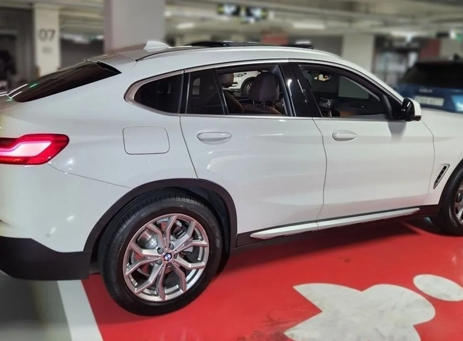BMW X4 — фото 4