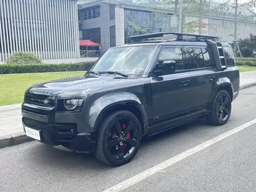 Land Rover Defender — фото 10