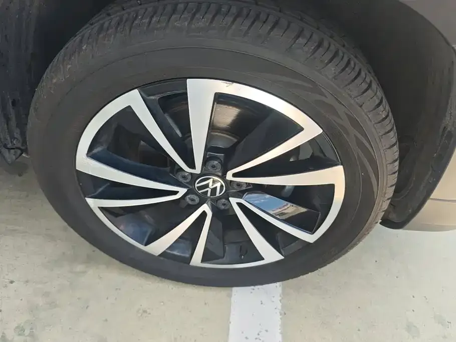 Volkswagen Tharu — фото 8