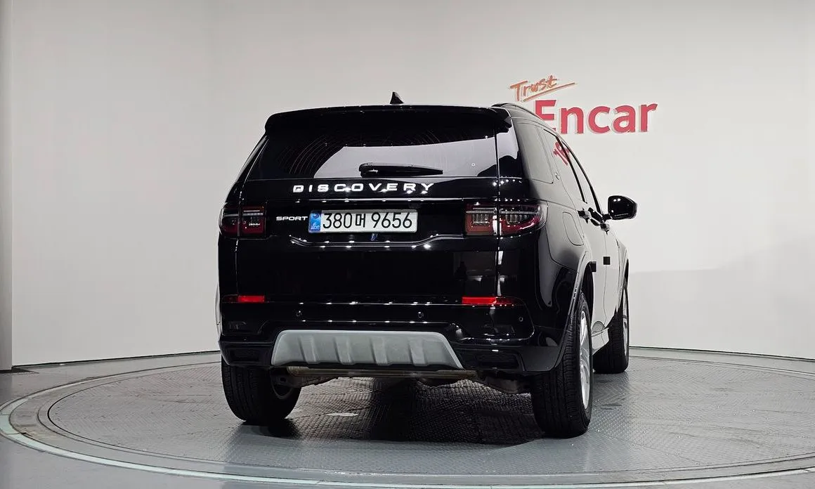 Land Rover Discovery Sport — фото 2