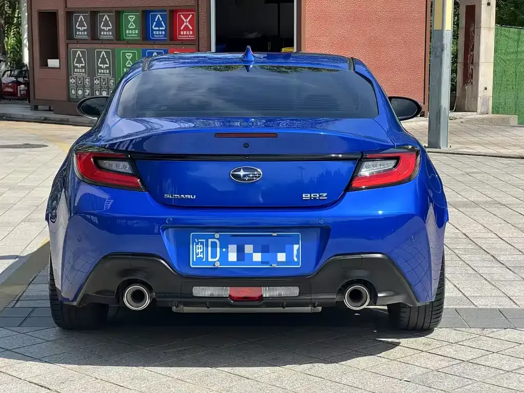 Subaru BRZ — фото 4