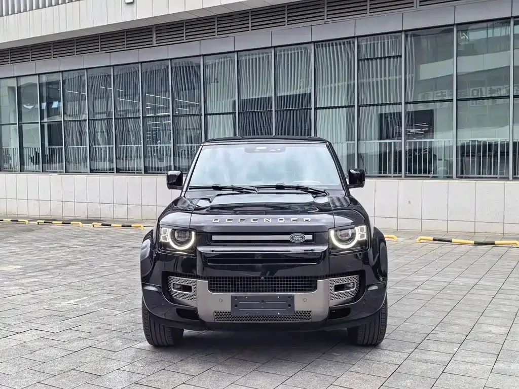 Land Rover Defender — фото 10
