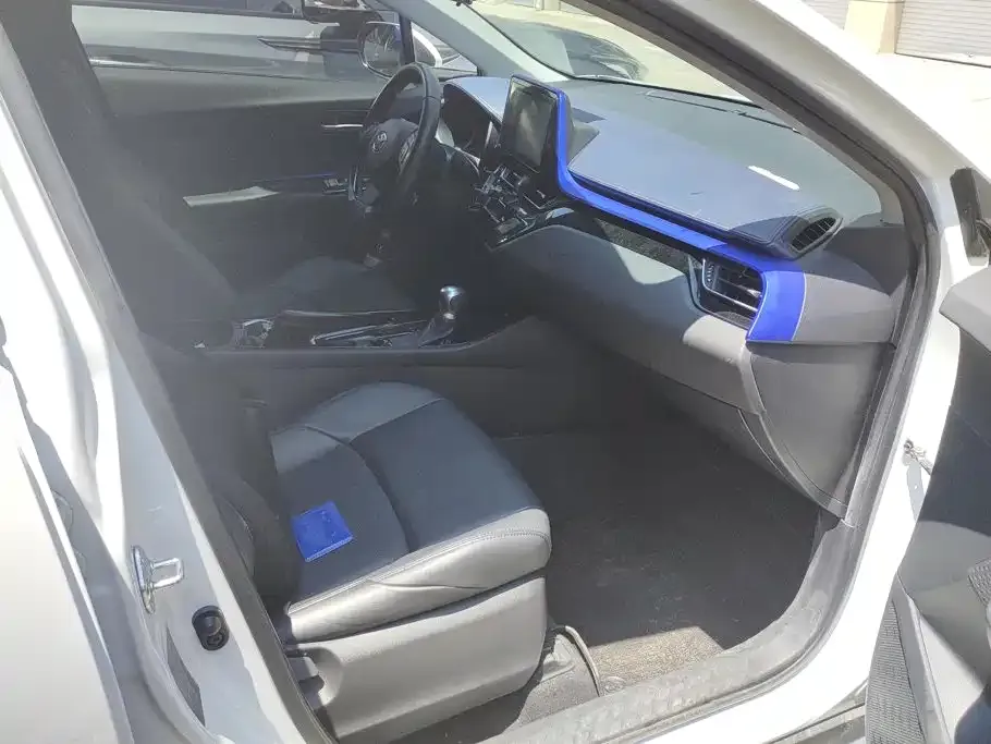 Toyota C-HR 2023 из CN, фото 6