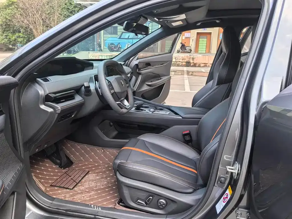 Changan UNI-V 2024 из CN, фото 7