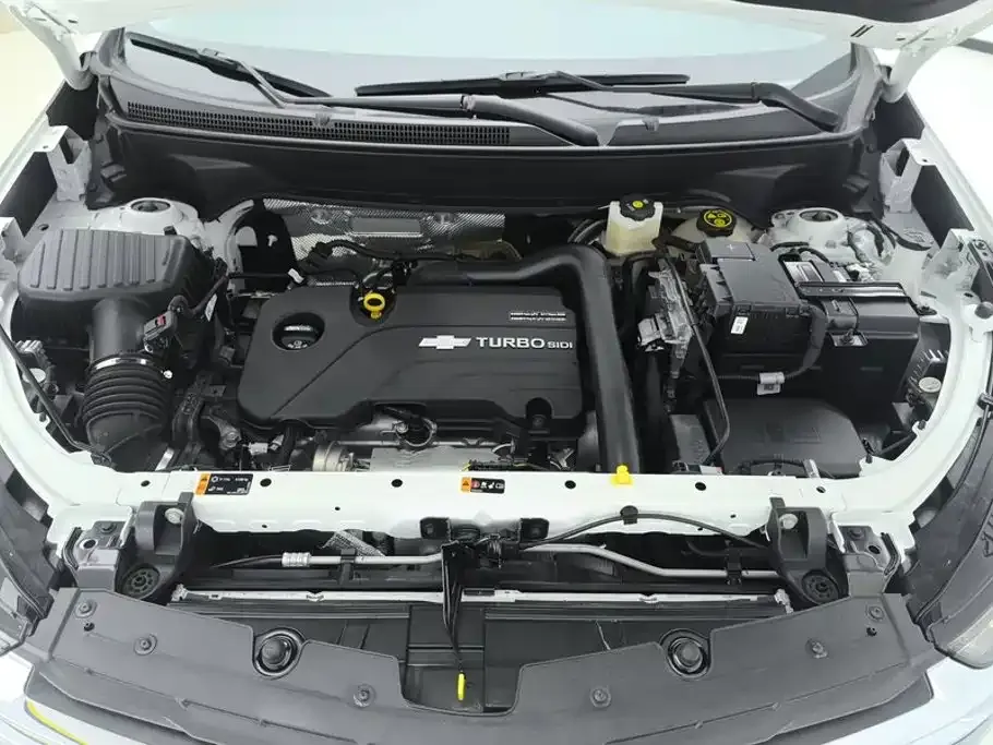 Chevrolet Equinox 2024 из CN, фото 8
