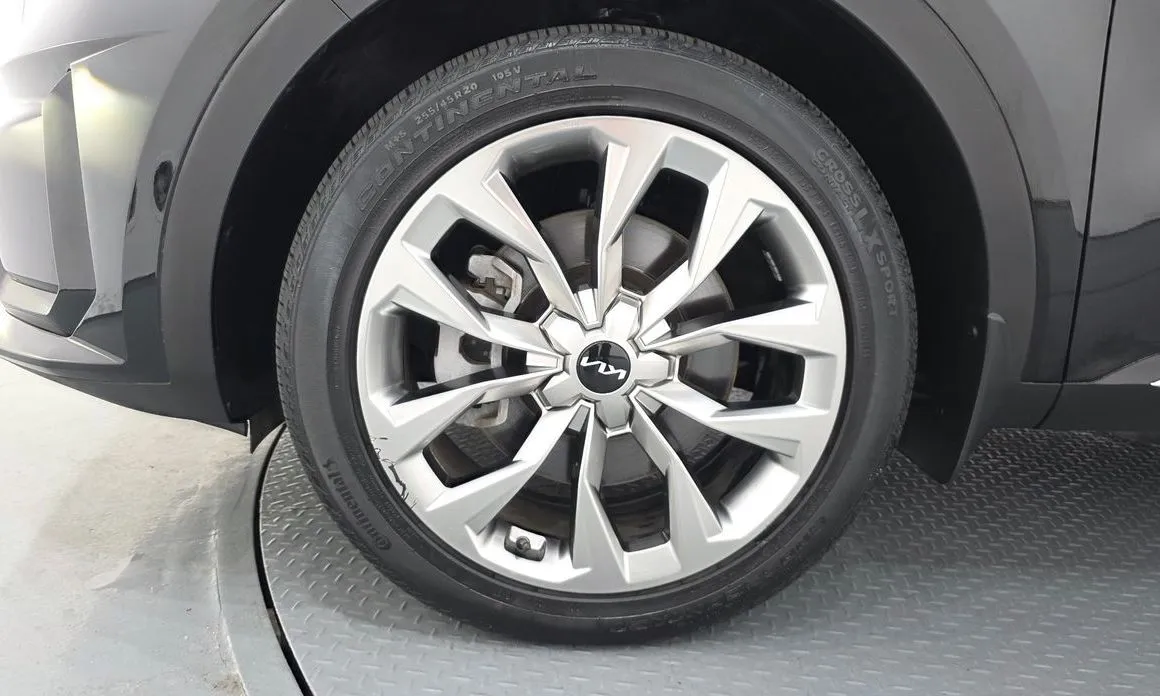 Kia Sorento — фото 9