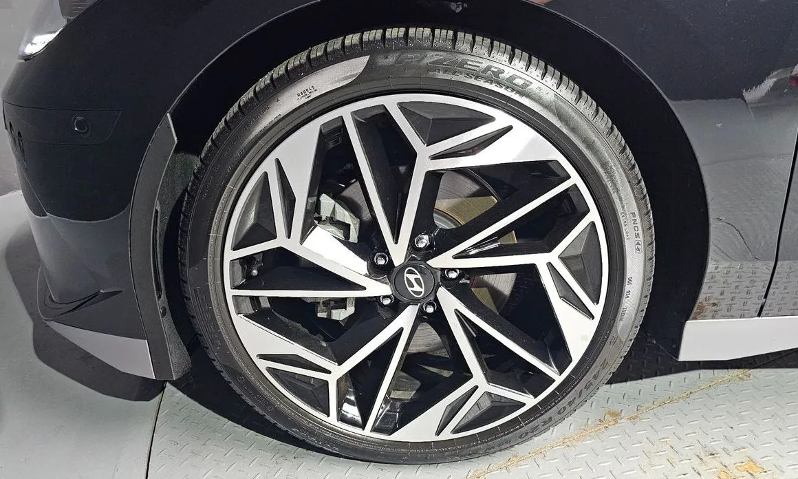 Hyundai Ioniq6 — фото 4