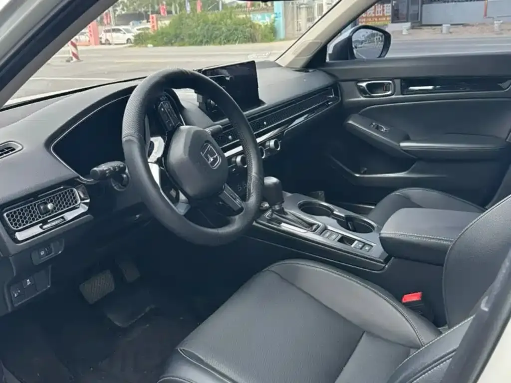 Honda Civic — фото 8