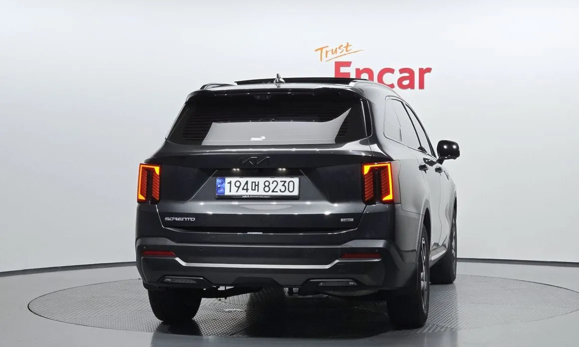 Kia Sorento — фото 7