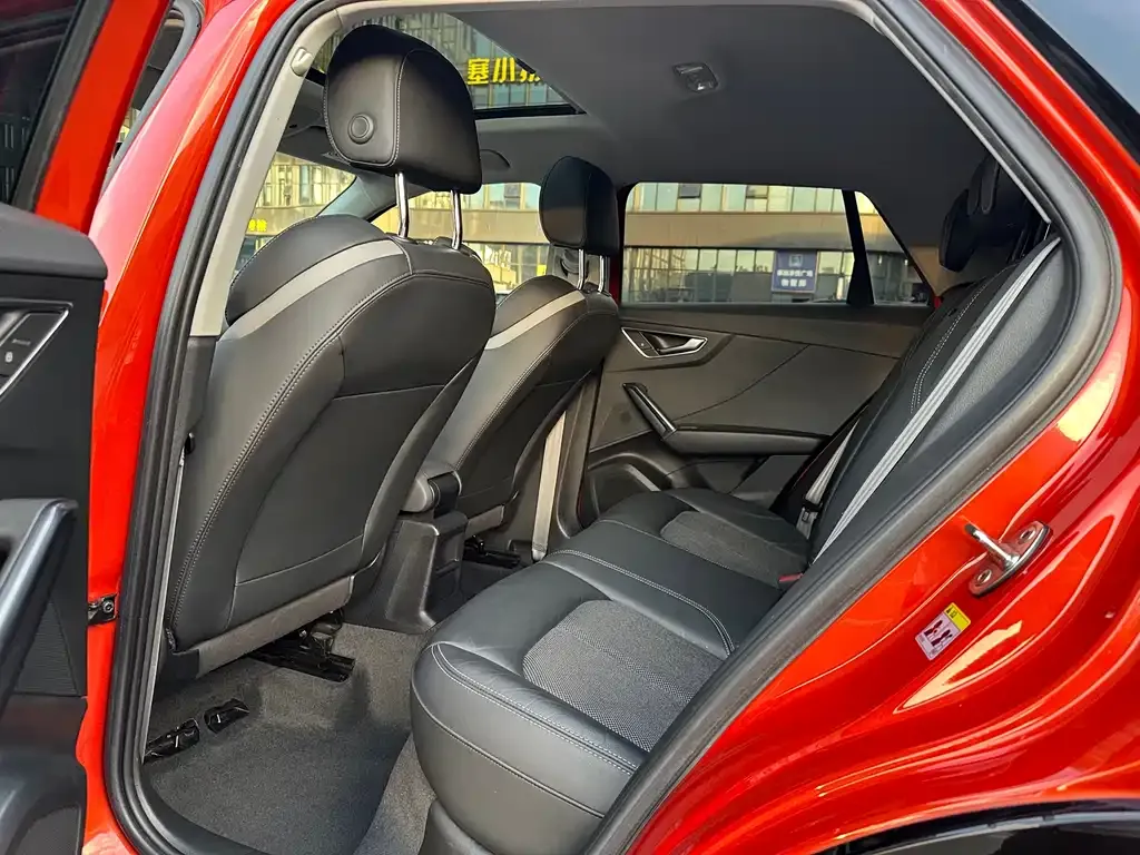 Audi Q2L 2021 из CN, фото 3