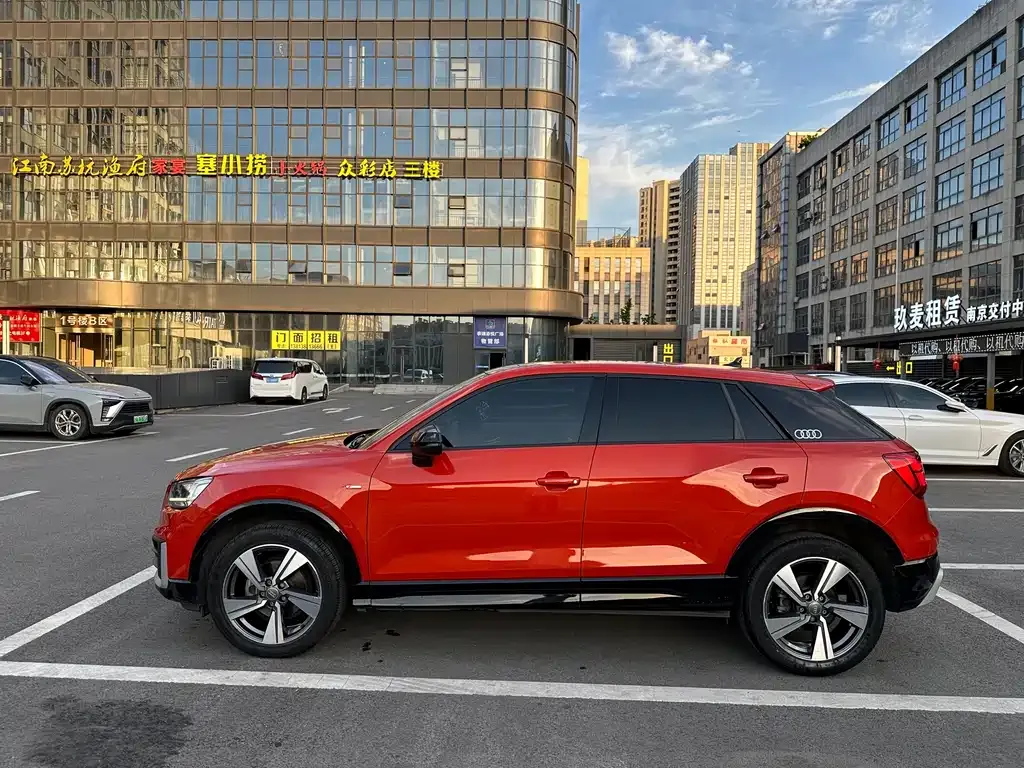 Audi Q2L 2021 из CN, фото 10