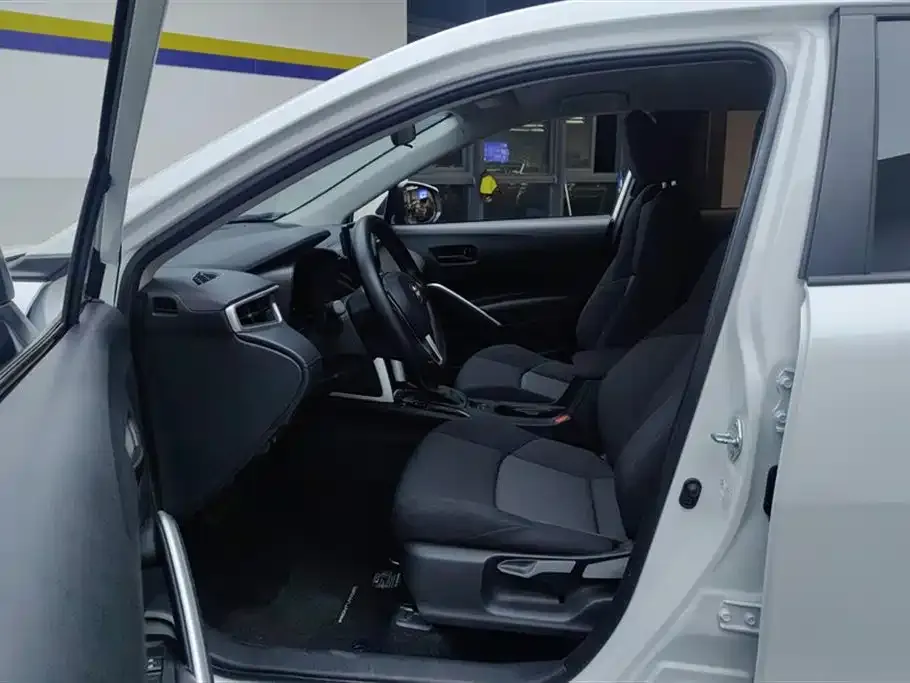 Toyota Frontlander 2024 из CN, фото 7