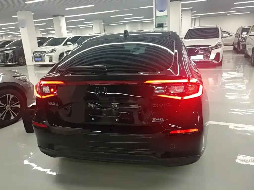 Honda Civic — фото 9