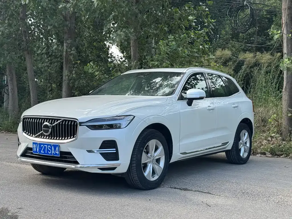 Volvo XC60 — фото 9