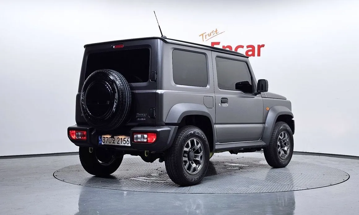 Suzuki Jimny — фото 9