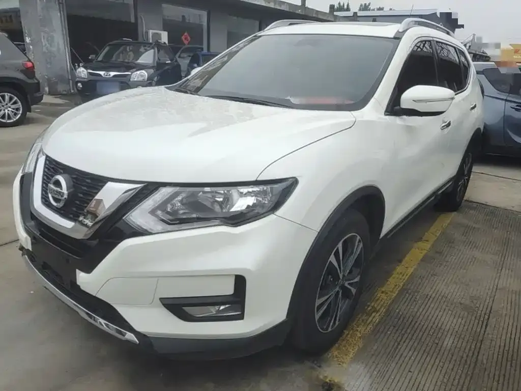 Nissan X-Trail — фото 10