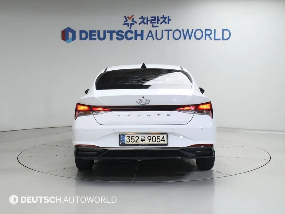 Hyundai AVANTE — фото 8