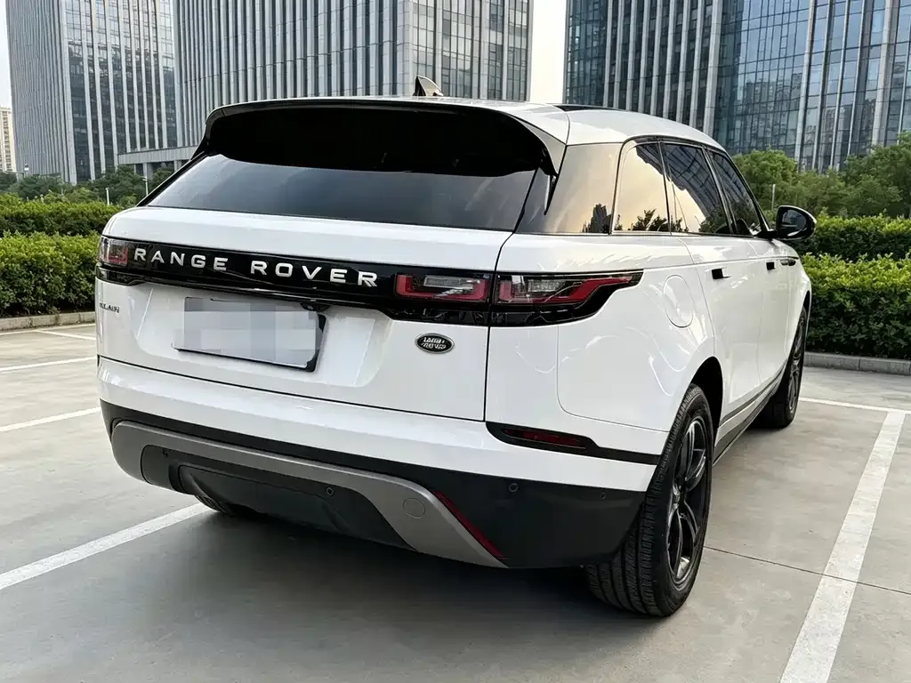 Land Rover Velar — фото 10