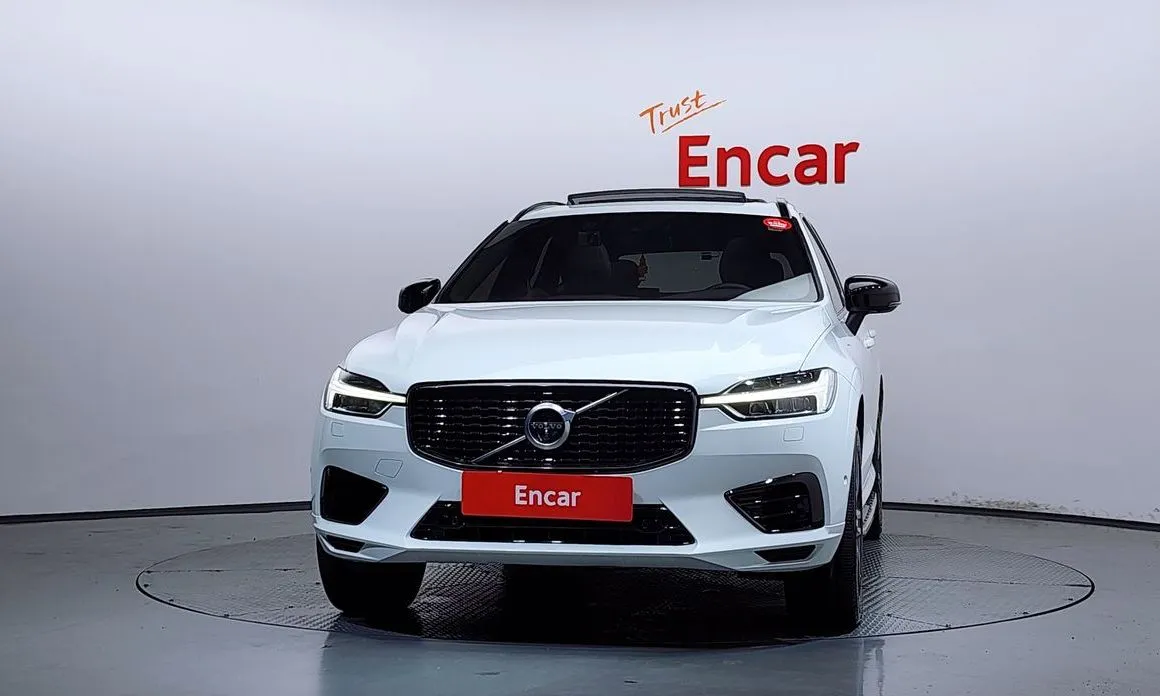 Volvo XC60 — фото 3
