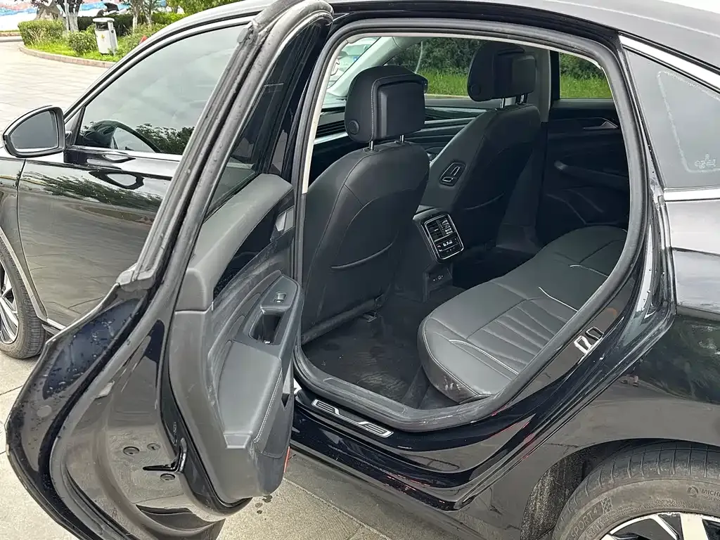 Volkswagen Passat — фото 2