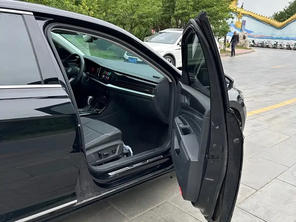 Volkswagen Passat — фото 5