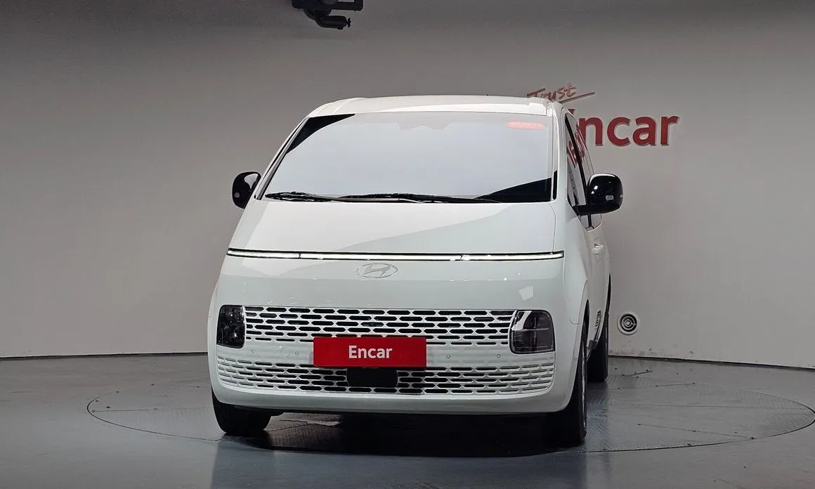 Hyundai Staria — фото 3