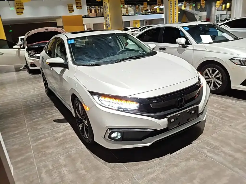 Honda Civic — фото 5