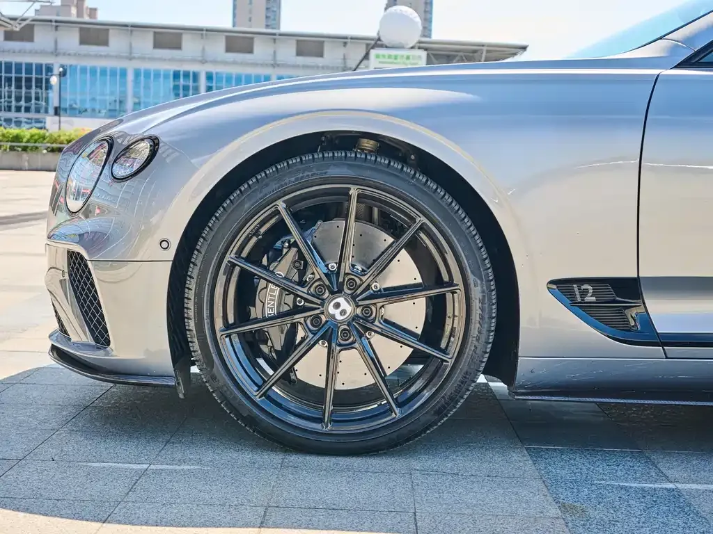 Bentley Continental — фото 9