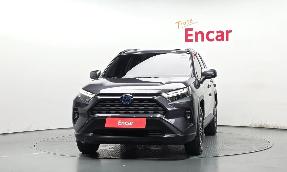 Toyota RAV4 2024 из KR, фото 3