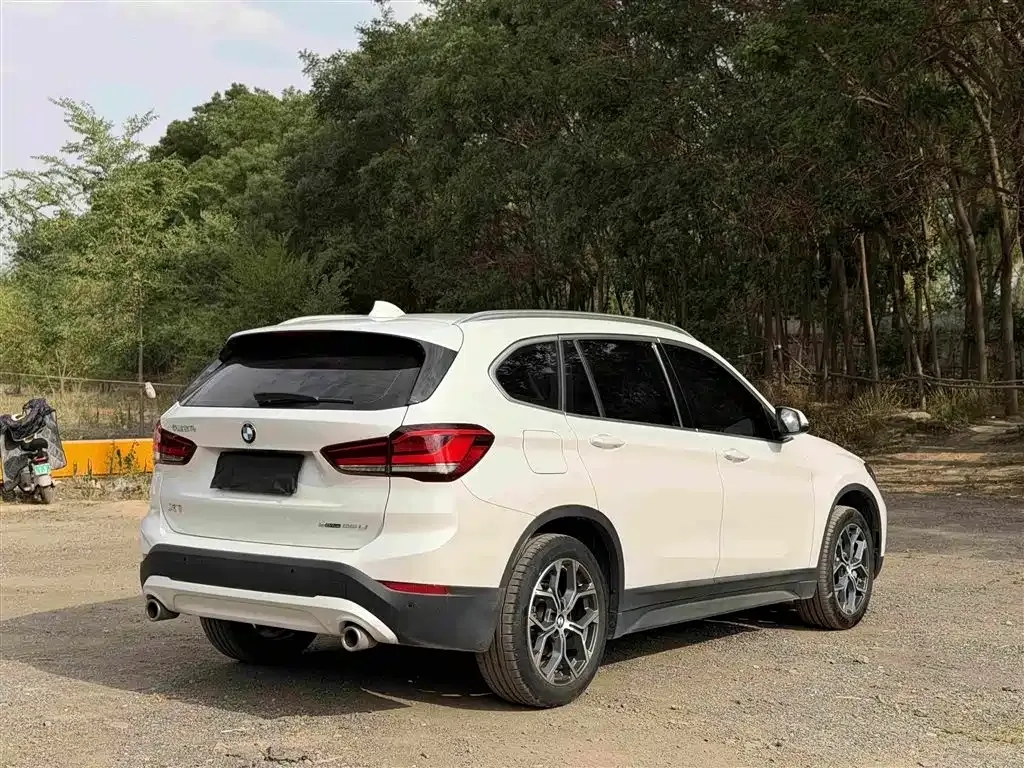 BMW X1 — фото 3