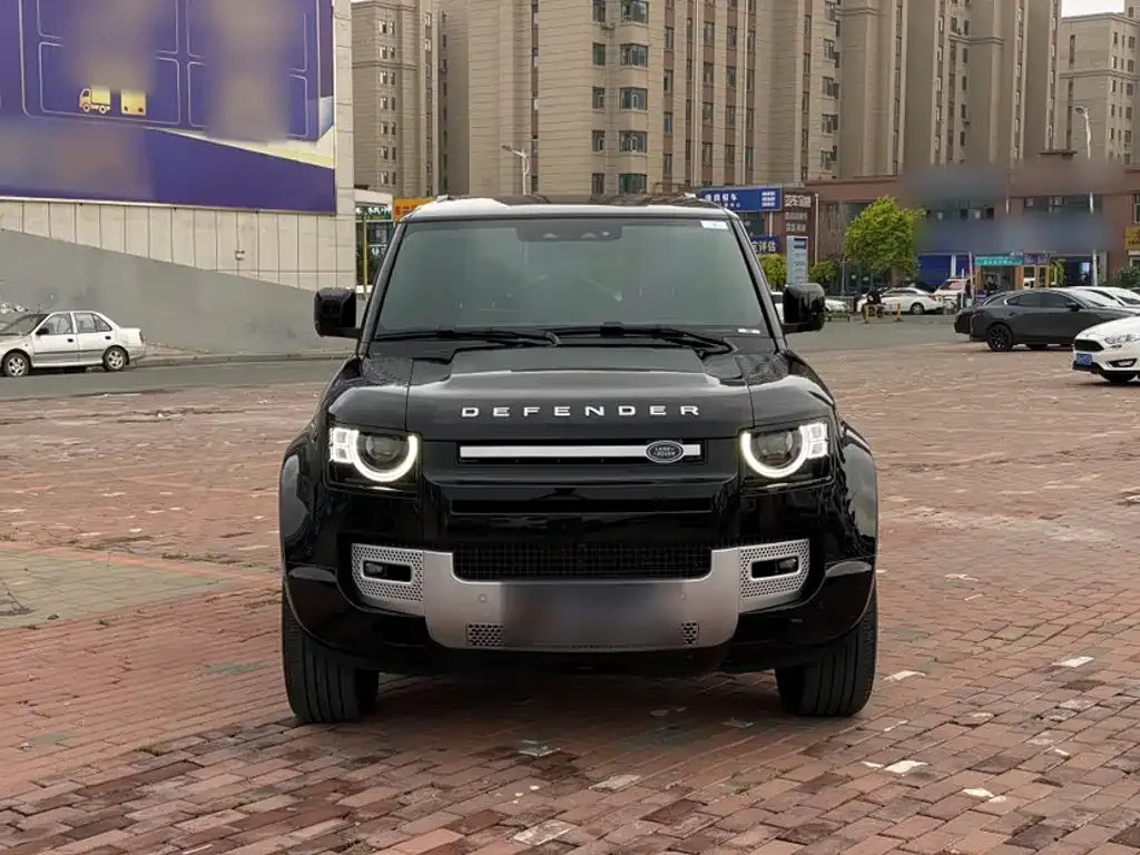 Land Rover Defender — фото 10
