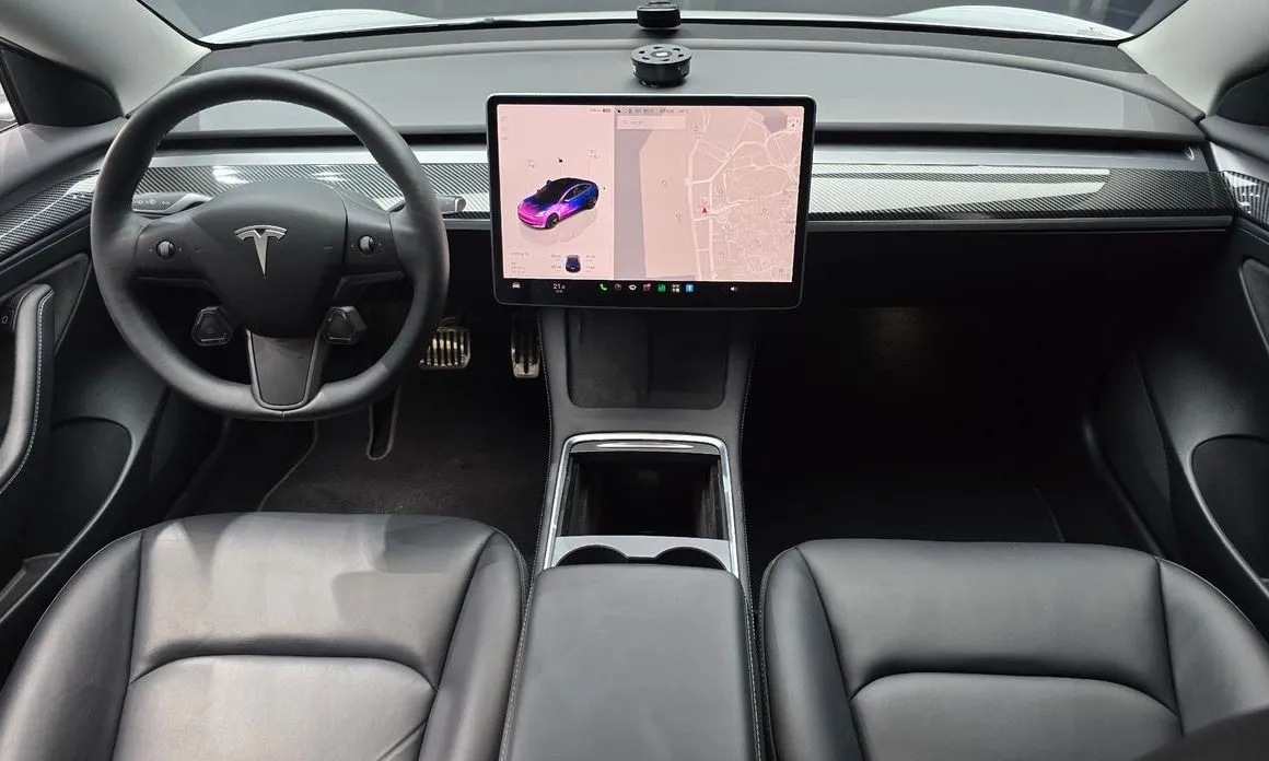 Tesla Model 3 — фото 10