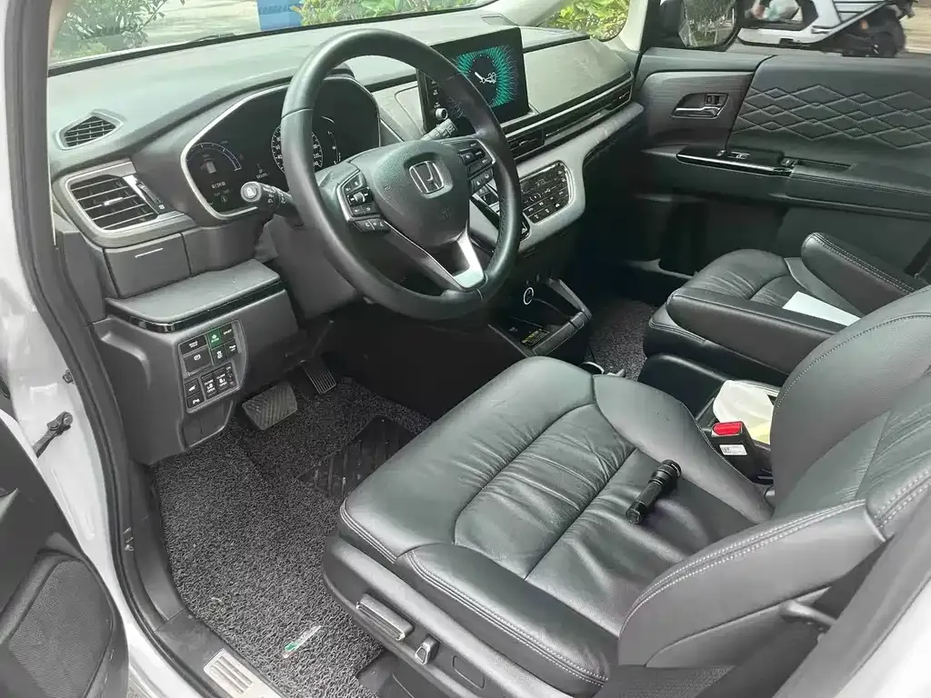 Honda Elysion 2024 из CN, фото 7