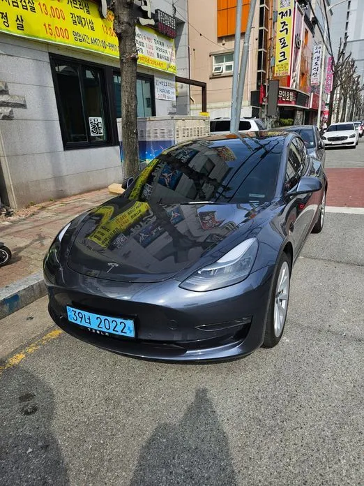 Tesla Model 3 — фото 4