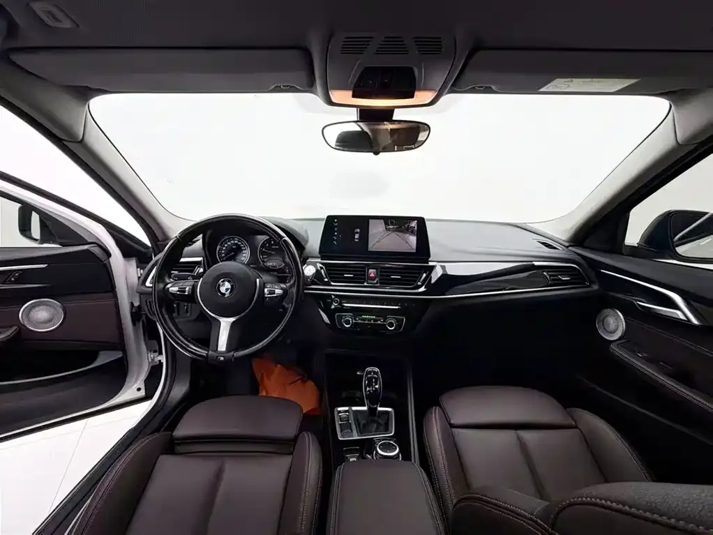 BMW 1 Series 2022 из CN, фото 10