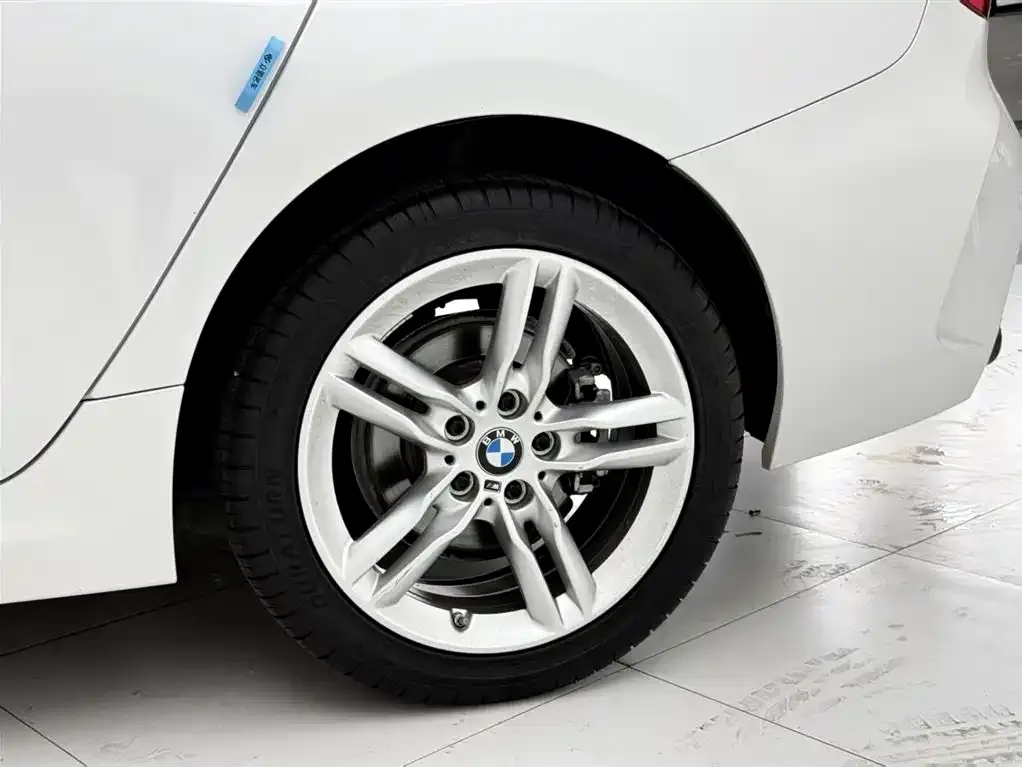 BMW 1 Series 2022 из CN, фото 6